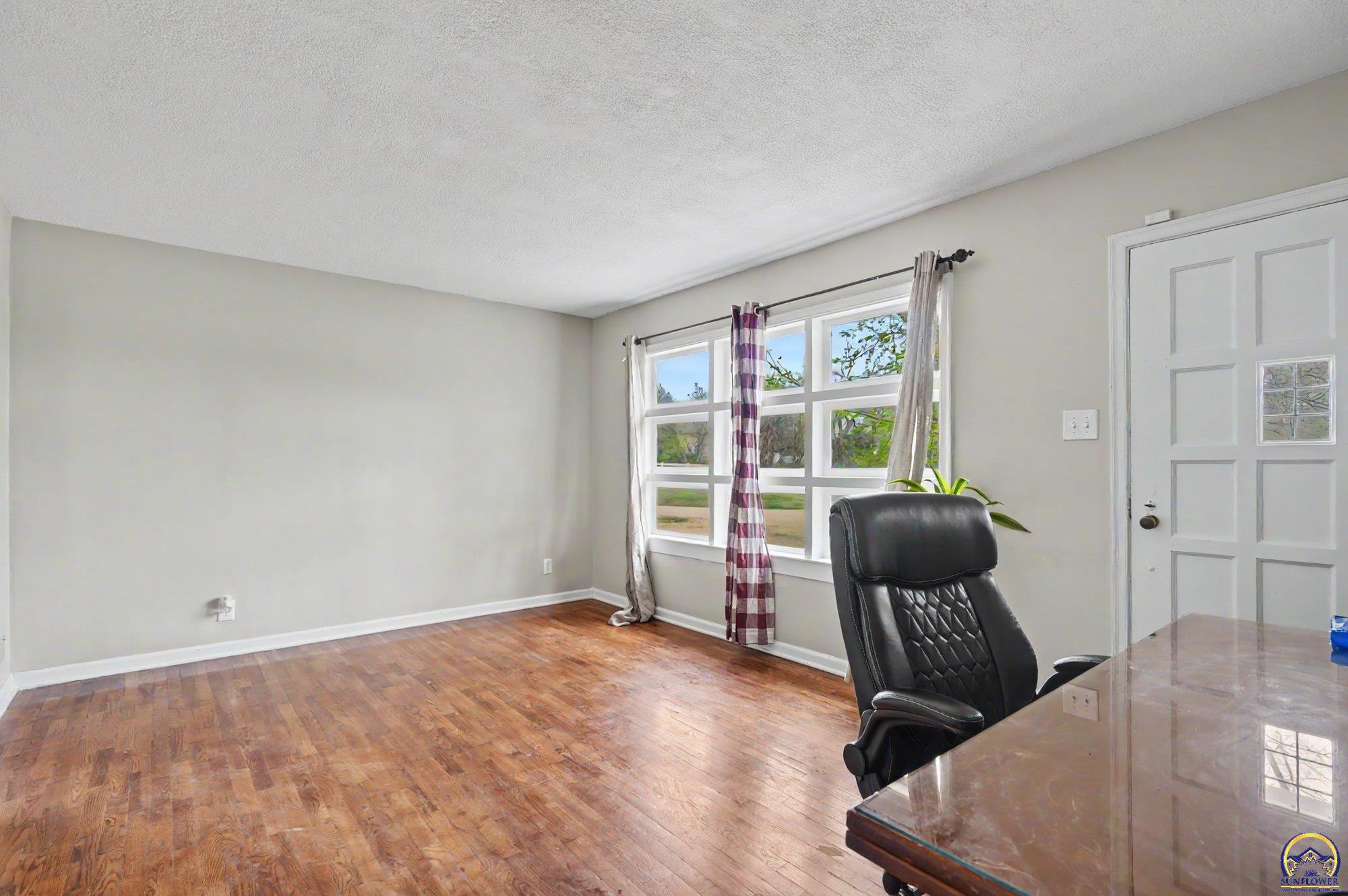 5131 Southwest Urish Road Topeka, KS 66610 - Photo 18 of 62