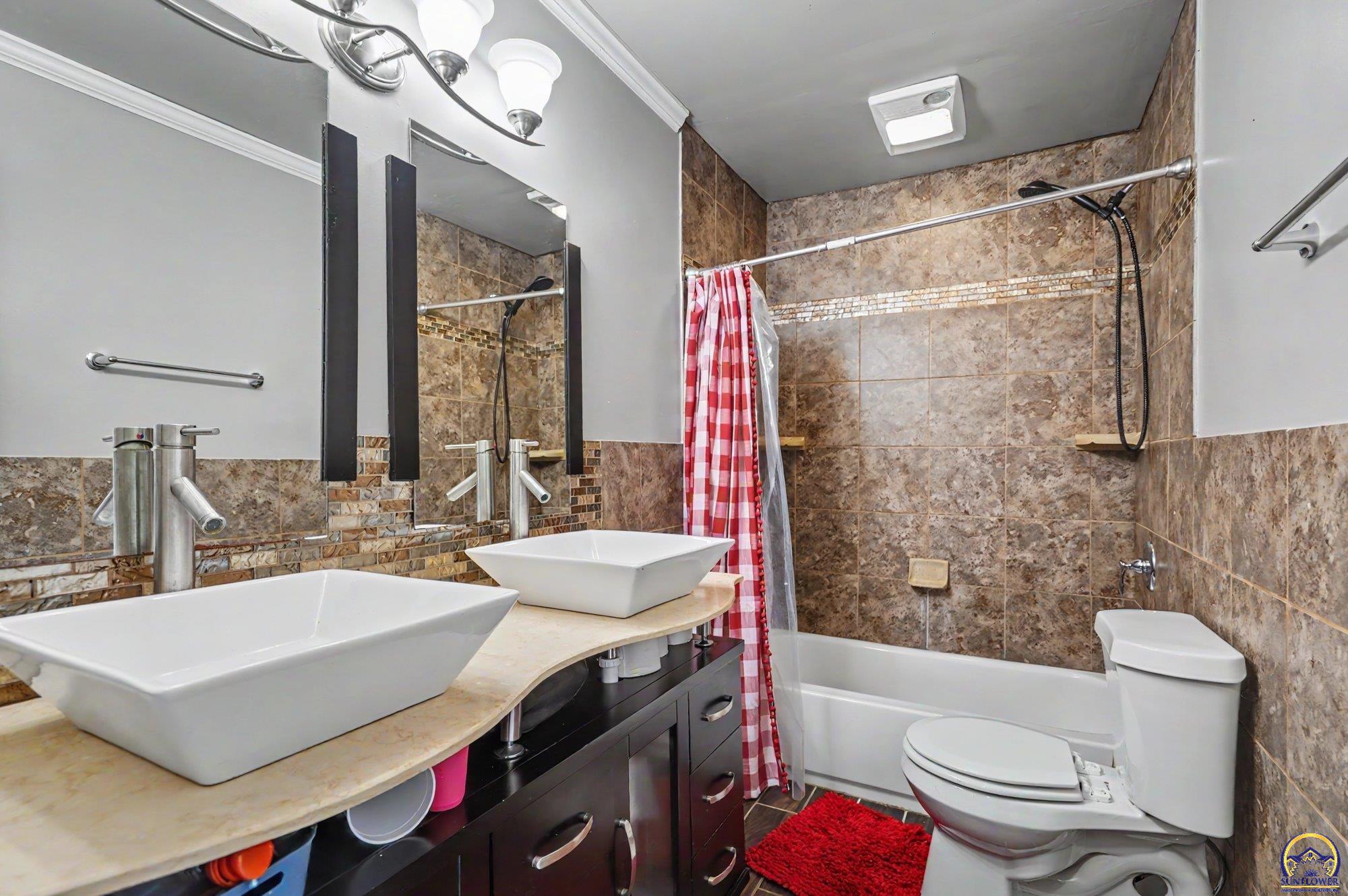 5131 Southwest Urish Road Topeka, KS 66610 - Photo 21 of 62