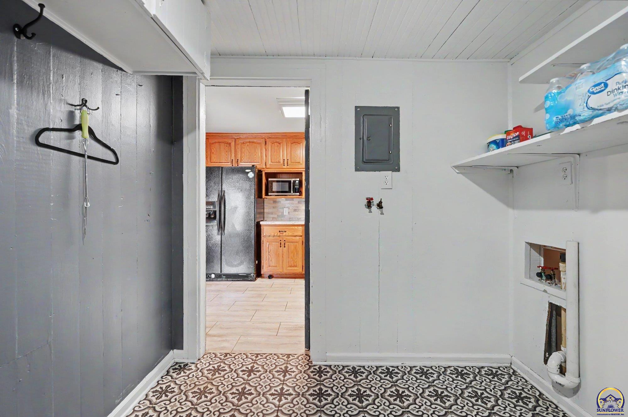 5131 Southwest Urish Road Topeka, KS 66610 - Photo 36 of 62