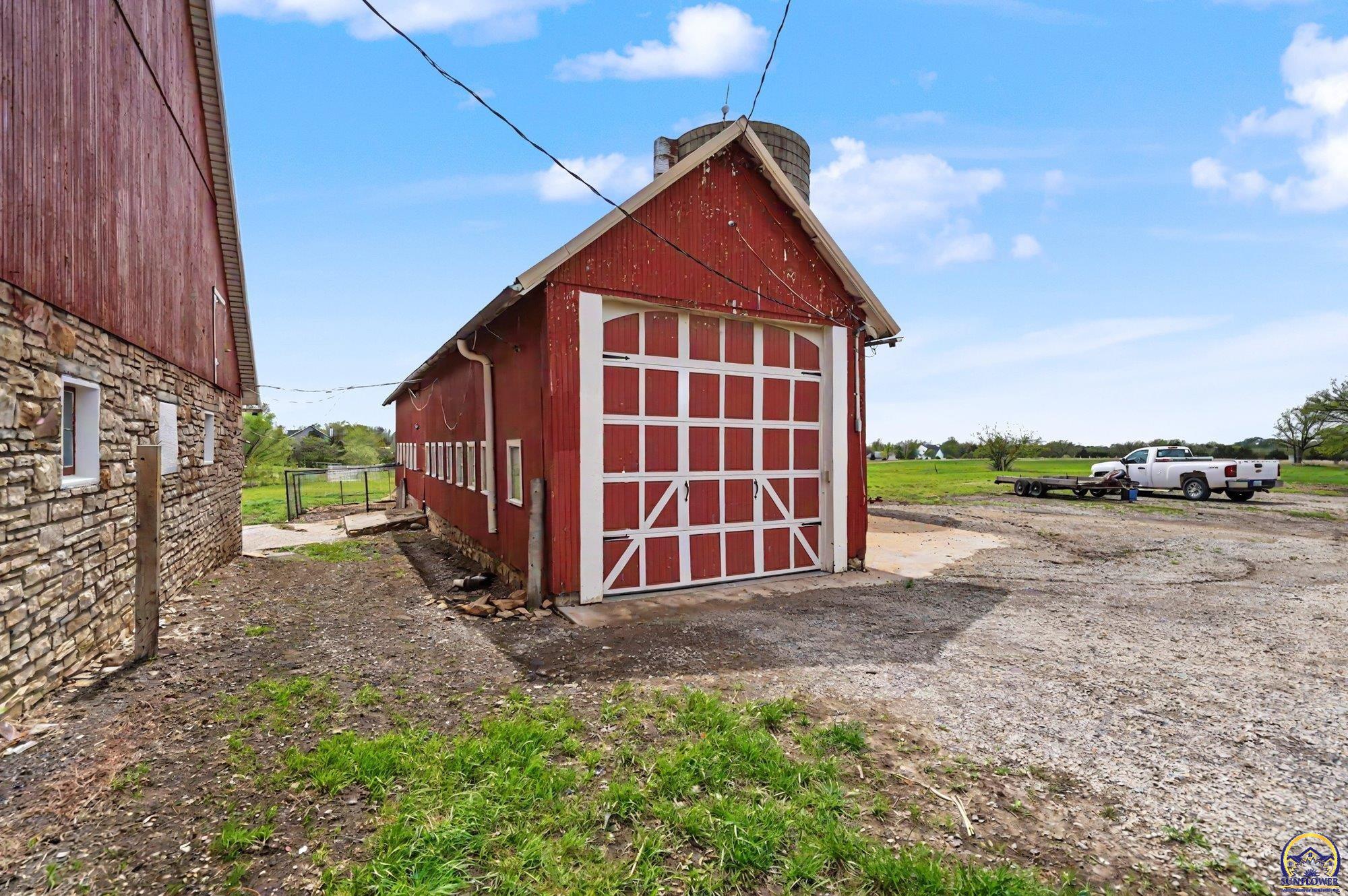 5131 Southwest Urish Road Topeka, KS 66610 - Photo 47 of 62