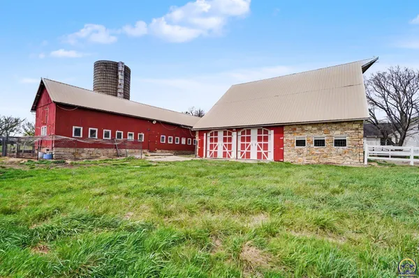 $479,000 | 5131 Southwest Urish Road, Topeka, KS 66610