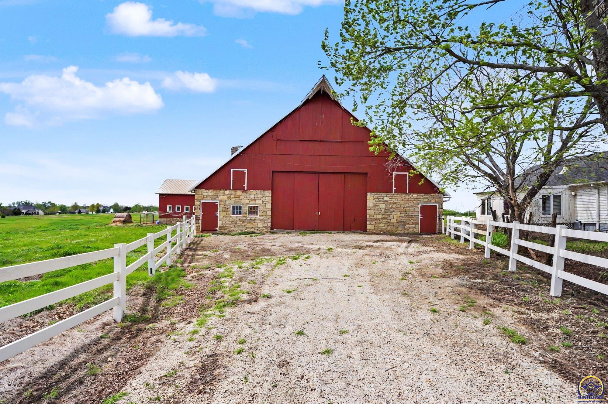 5131 Southwest Urish Road Topeka, KS 66610 - Photo 54 of 62