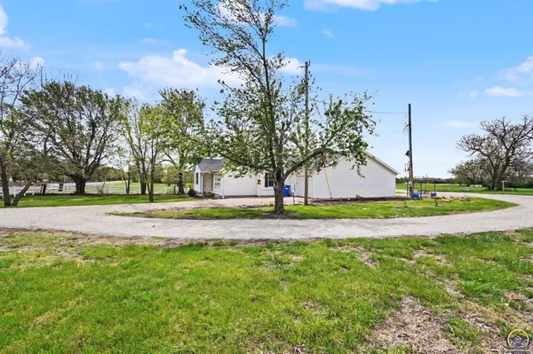 $479,000 | 5131 Southwest Urish Road, Topeka, KS 66610