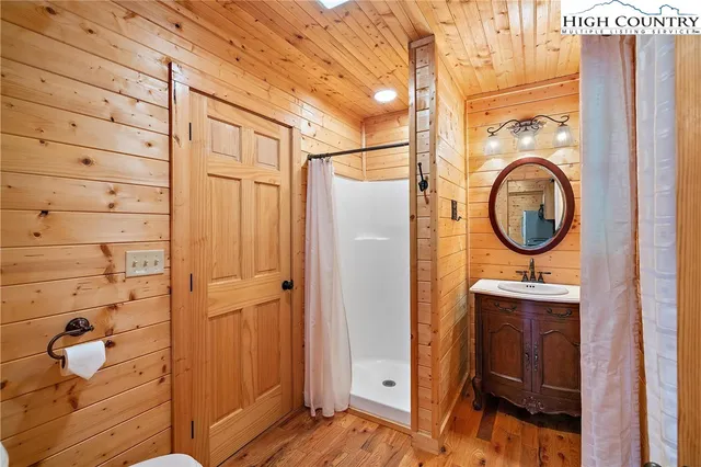 $427,400 | 1158 Staghorn Road, Purlear, NC 28665