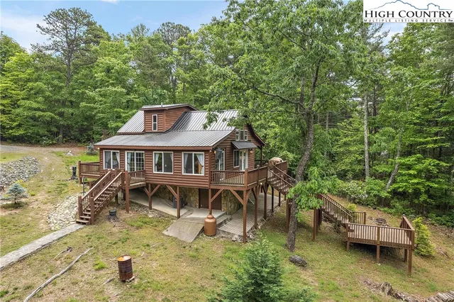 $427,400 | 1158 Staghorn Road, Purlear, NC 28665