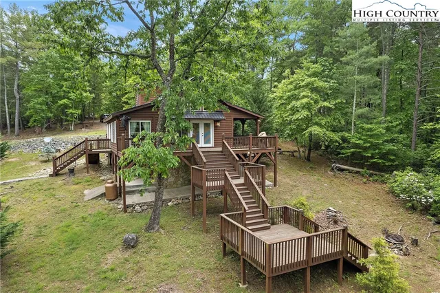 $427,400 | 1158 Staghorn Road, Purlear, NC 28665