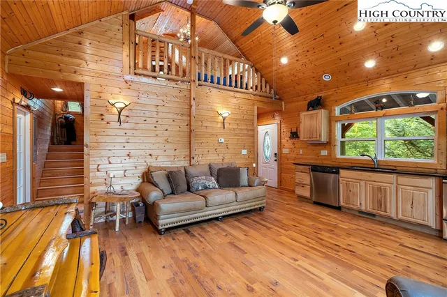 $427,400 | 1158 Staghorn Road, Purlear, NC 28665