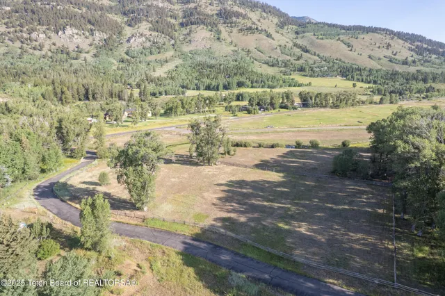 $3,500,000 | 5405 Ulysses Lane, Wilson, WY 83014