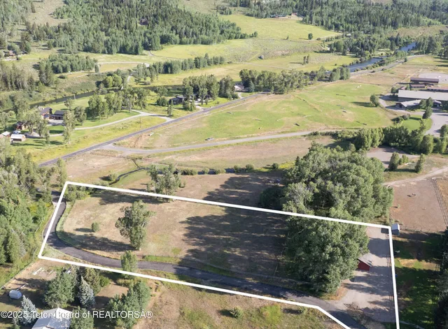 $3,500,000 | 5405 Ulysses Lane, Wilson, WY 83014