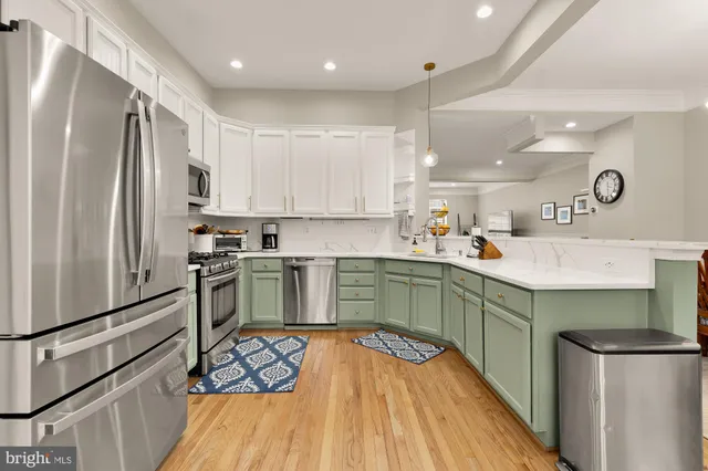 $3,800 | 6143 Cinnamon Court, Alexandria, VA 22310