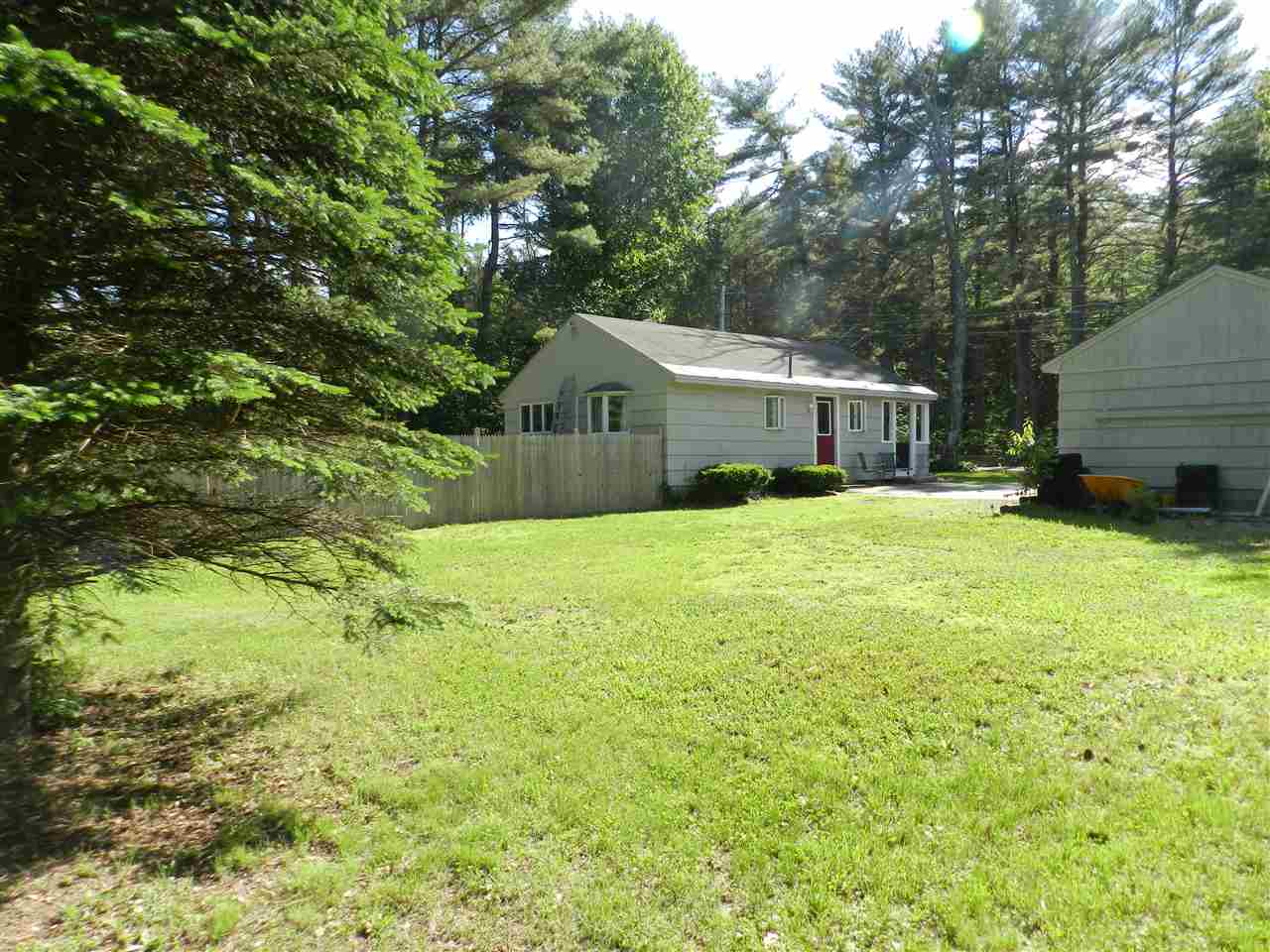 271 Chestnut Hill Road Rochester, NH 03867 - Photo 6 of 20