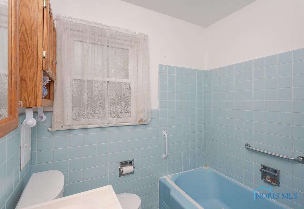 3584 Bellevue Road Toledo, OH 43613 - Photo 15 of 25 Gallery Image 15