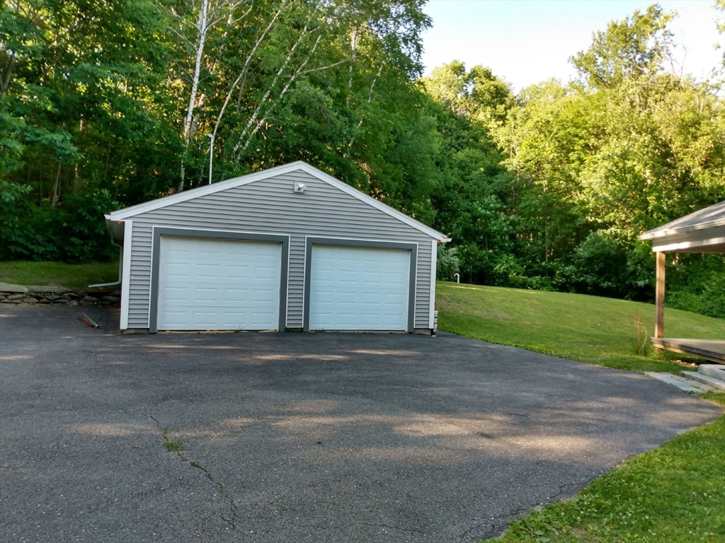 507 South Royalston Road Athol, MA 01331 - Photo 2 of 5 Gallery Image 2