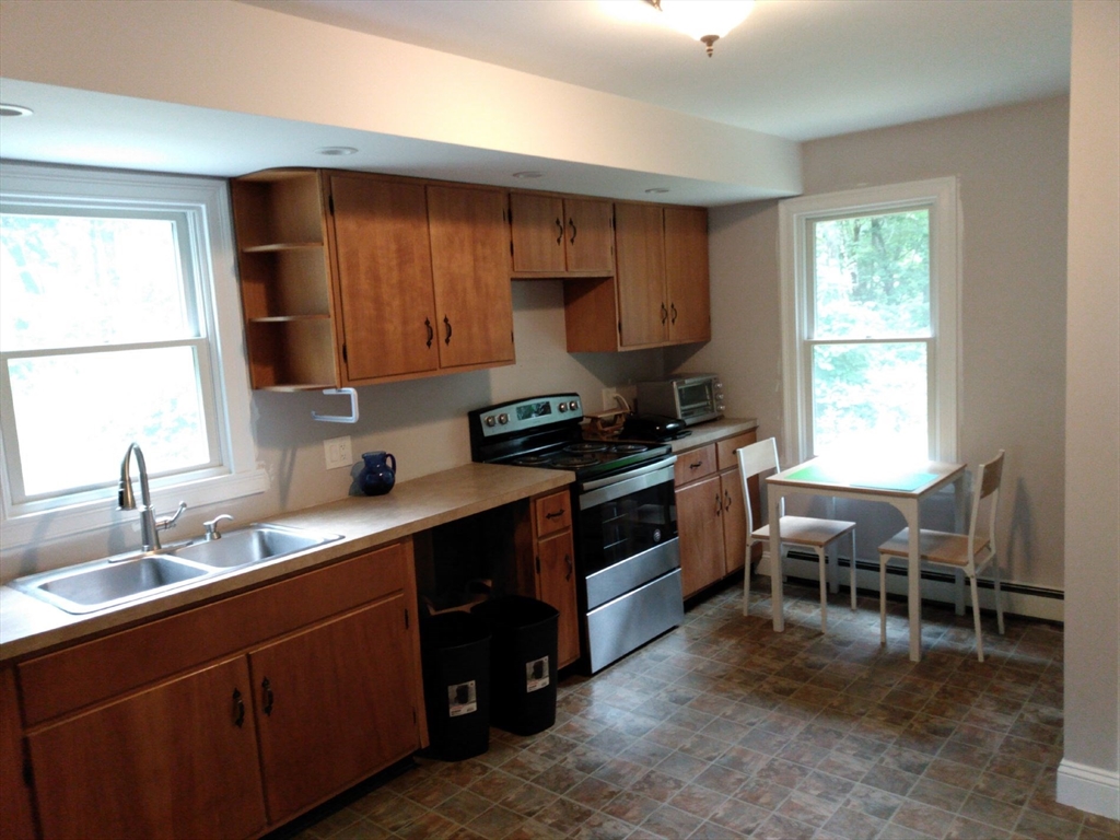 507 South Royalston Road Athol, MA 01331 - Photo 4 of 5 Gallery Image 4