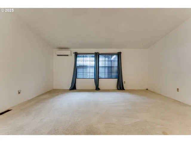 $115,500 | 1475 Green Acres Road, Unit 83, Eugene, OR 97408