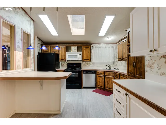 $115,500 | 1475 Green Acres Road, Unit 83, Eugene, OR 97408