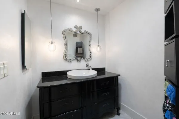 $1,325,000 | 2522 East Oregon Avenue, Phoenix, AZ 85016