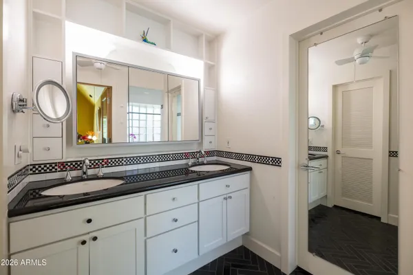 $1,325,000 | 2522 East Oregon Avenue, Phoenix, AZ 85016