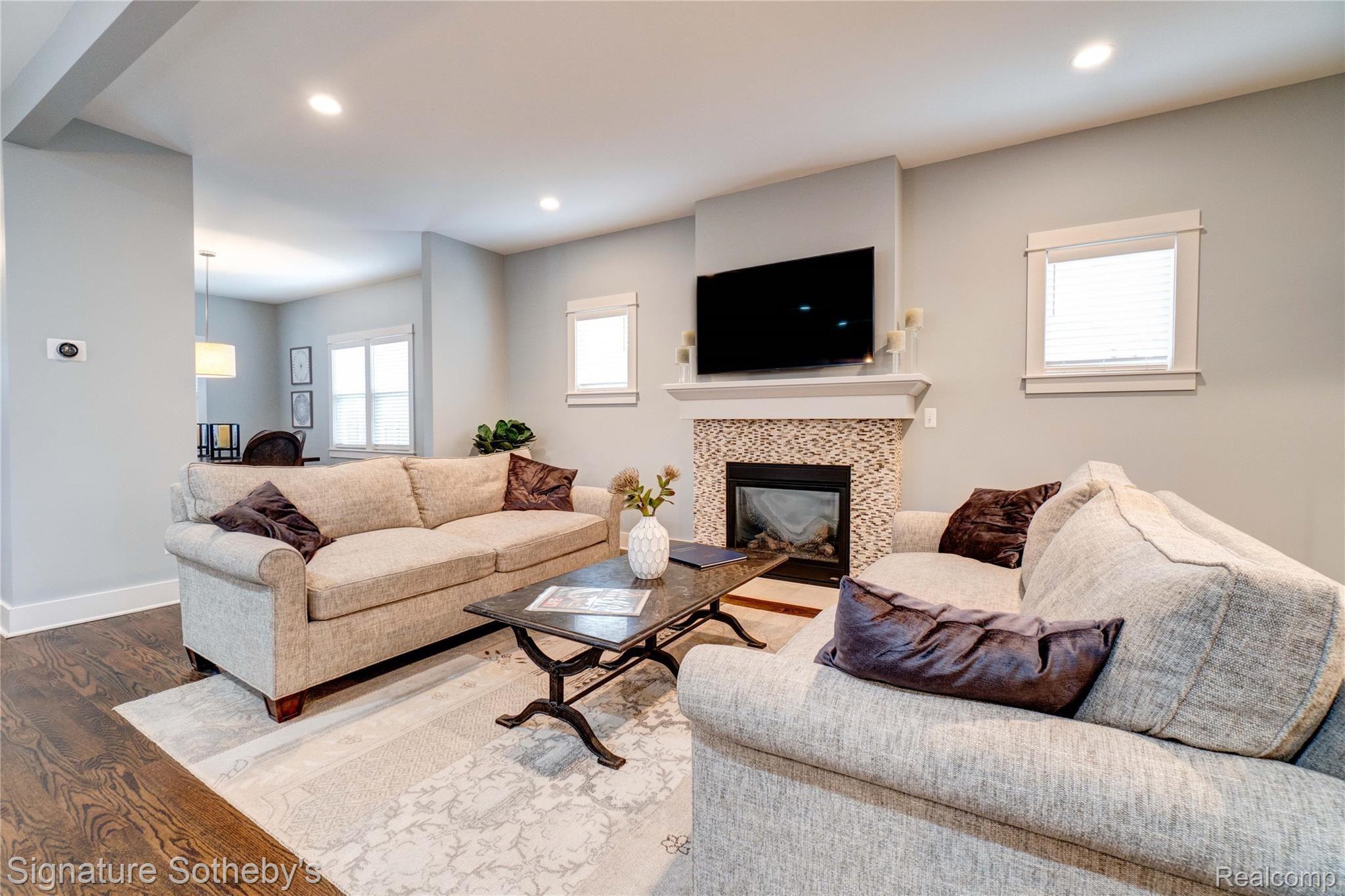 1630 Villa Road Birmingham, MI 48009 - Photo 16 of 58 8 (2).jpg