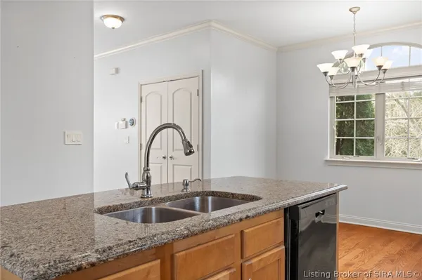 $234,900 | 2534 Charlestown Road, Unit 11, New Albany, IN 47150