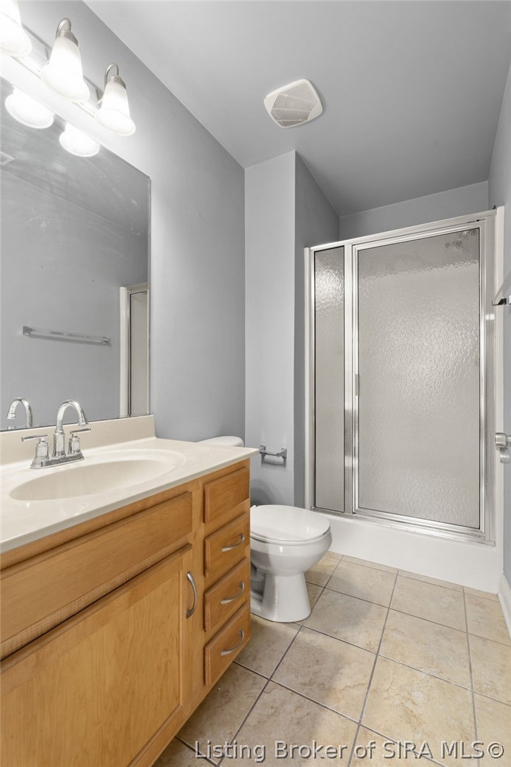 2534 Charlestown Road, Unit 11 New Albany, IN 47150 - Photo 27 of 41