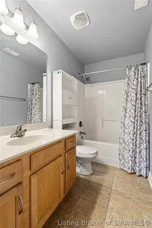 $234,900 | 2534 Charlestown Road, Unit 11, New Albany, IN 47150