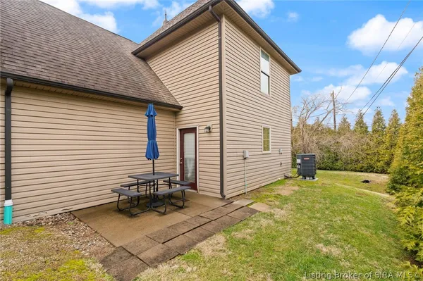 $234,900 | 2534 Charlestown Road, Unit 11, New Albany, IN 47150