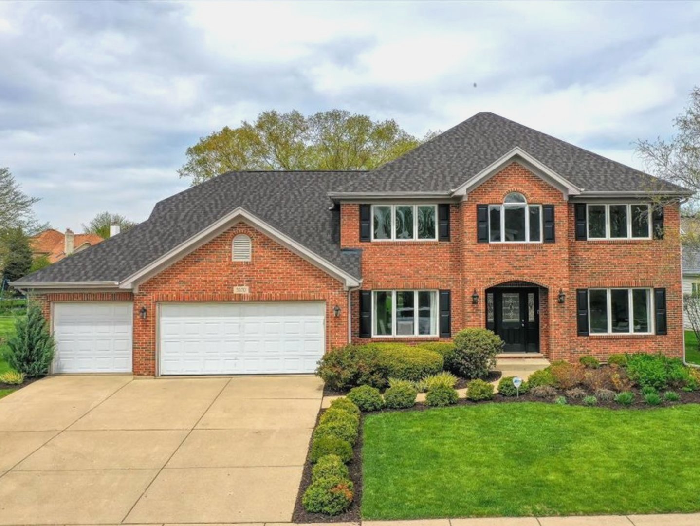 3570 Jeremy Ranch Court Naperville, IL 60564 - Photo 2 of 37 Gallery Image 2