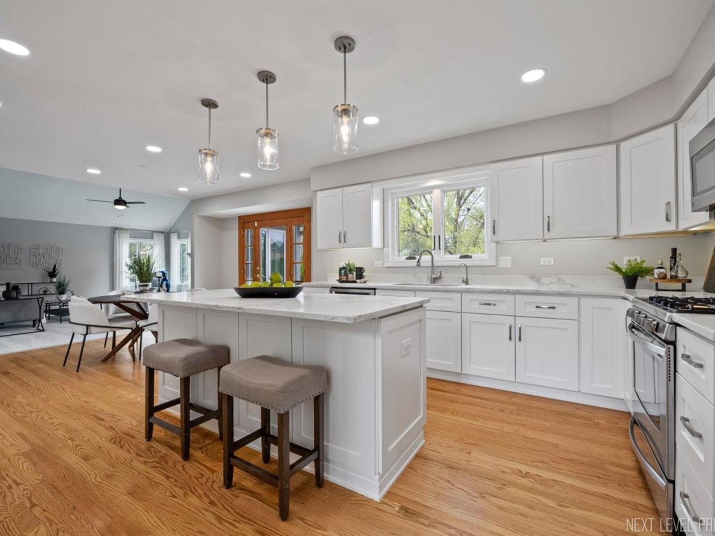 3570 Jeremy Ranch Court Naperville, IL 60564 - Photo 9 of 37 Gallery Image 9