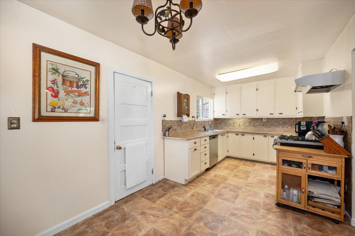 9086 La Porte Road Brownsville, CA 95919 - Photo 11 of 54