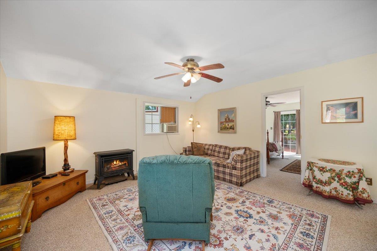 9086 La Porte Road Brownsville, CA 95919 - Photo 31 of 54 ADU lving room