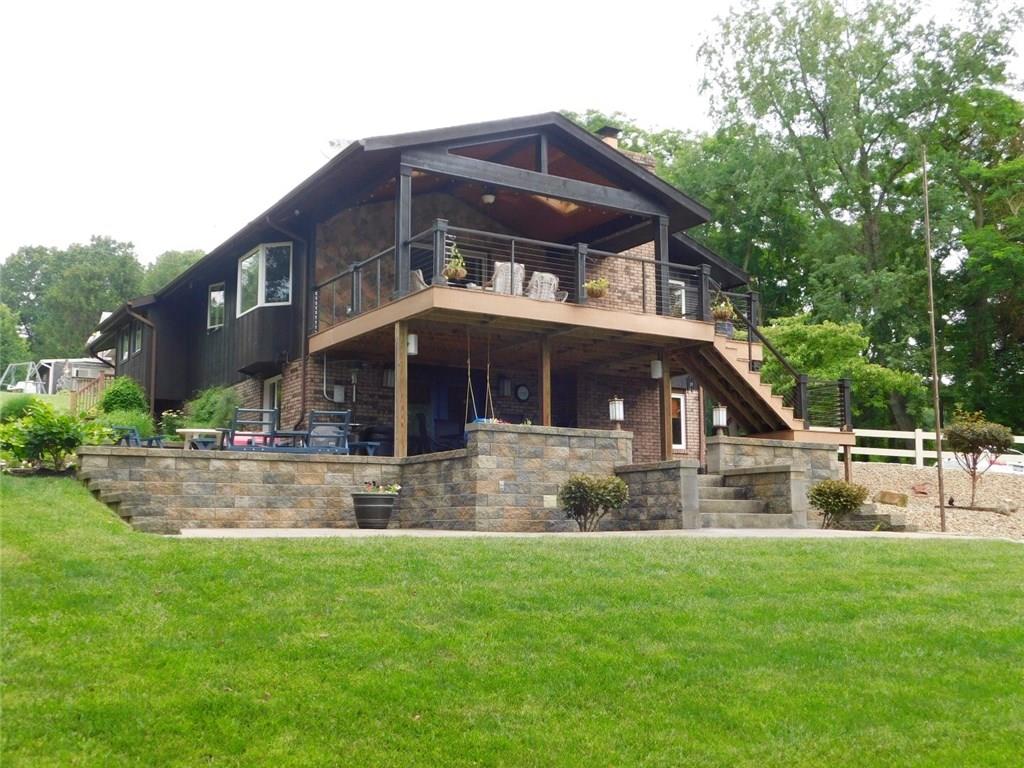236 Hopper Road Transfer, PA 16154 - Photo 1 of 25
