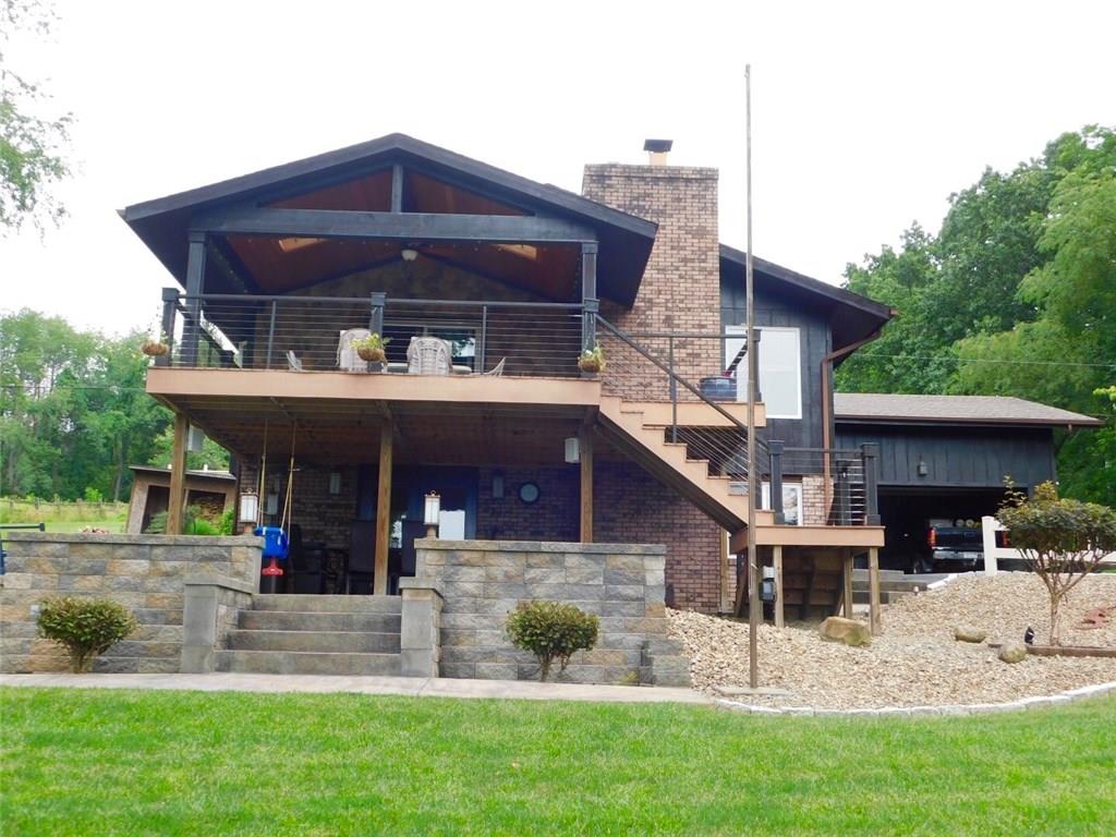 236 Hopper Road Transfer, PA 16154 - Photo 2 of 25