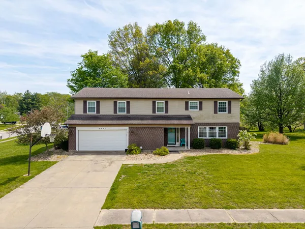 $290,000 | 4401 Woodglen Lane, Mount Vernon, IL 62864