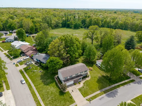 $290,000 | 4401 Woodglen Lane, Mount Vernon, IL 62864