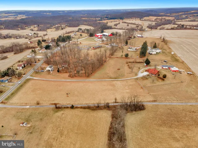 $899,000 | 1720 East Deep Run Road, Manchester, MD 21102