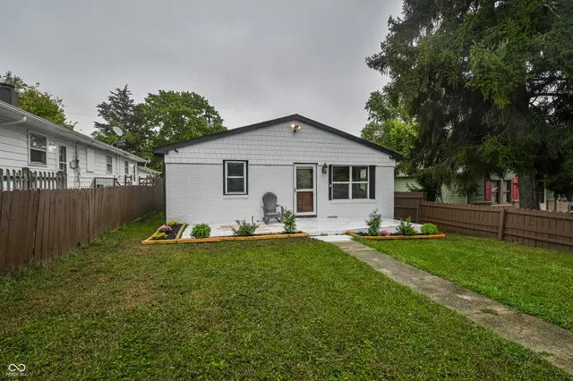 $190,000 | 821 South Worth Avenue, Indianapolis, IN 46241