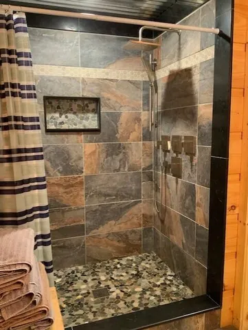 $489,900 | 777 West Lincoln Avenue, White Cloud, MI 49349