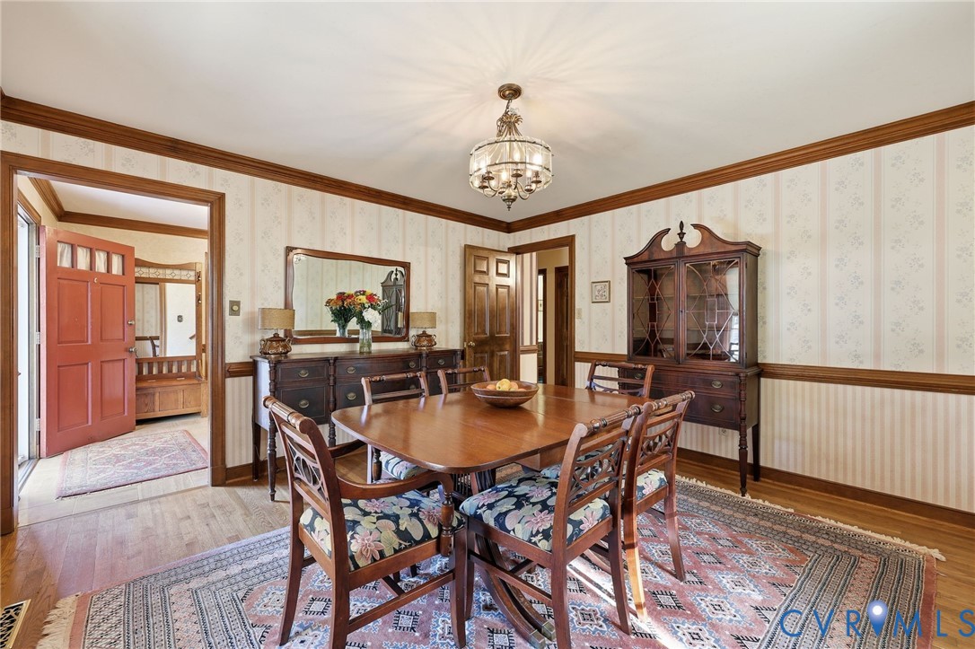 8216 Chainmaile Road North Chesterfield, VA 23235 - Photo 9 of 36 a dining room with furniture and window