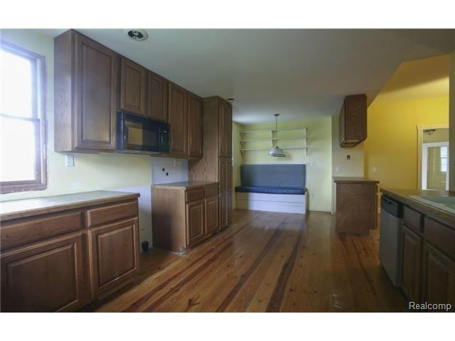 4695 Peckins Road Chelsea, MI 48118 - Photo 8 of 10 Photo 8