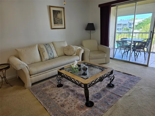 $1,650 | 6600 Royal Palm Boulevard, Unit 304, Margate, FL 33063