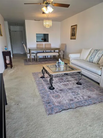 $1,650 | 6600 Royal Palm Boulevard, Unit 304, Margate, FL 33063