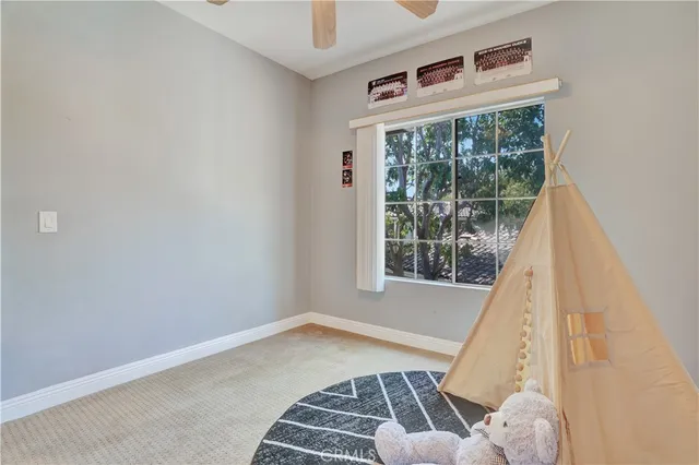 $899,999 | 234 Gallery, Tustin, CA 92782