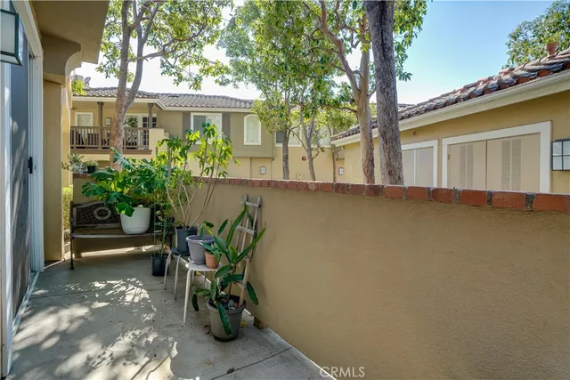 $899,999 | 234 Gallery, Tustin, CA 92782