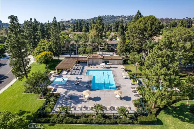 $899,999 | 234 Gallery, Tustin, CA 92782