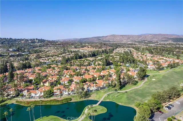 $899,999 | 234 Gallery, Tustin, CA 92782