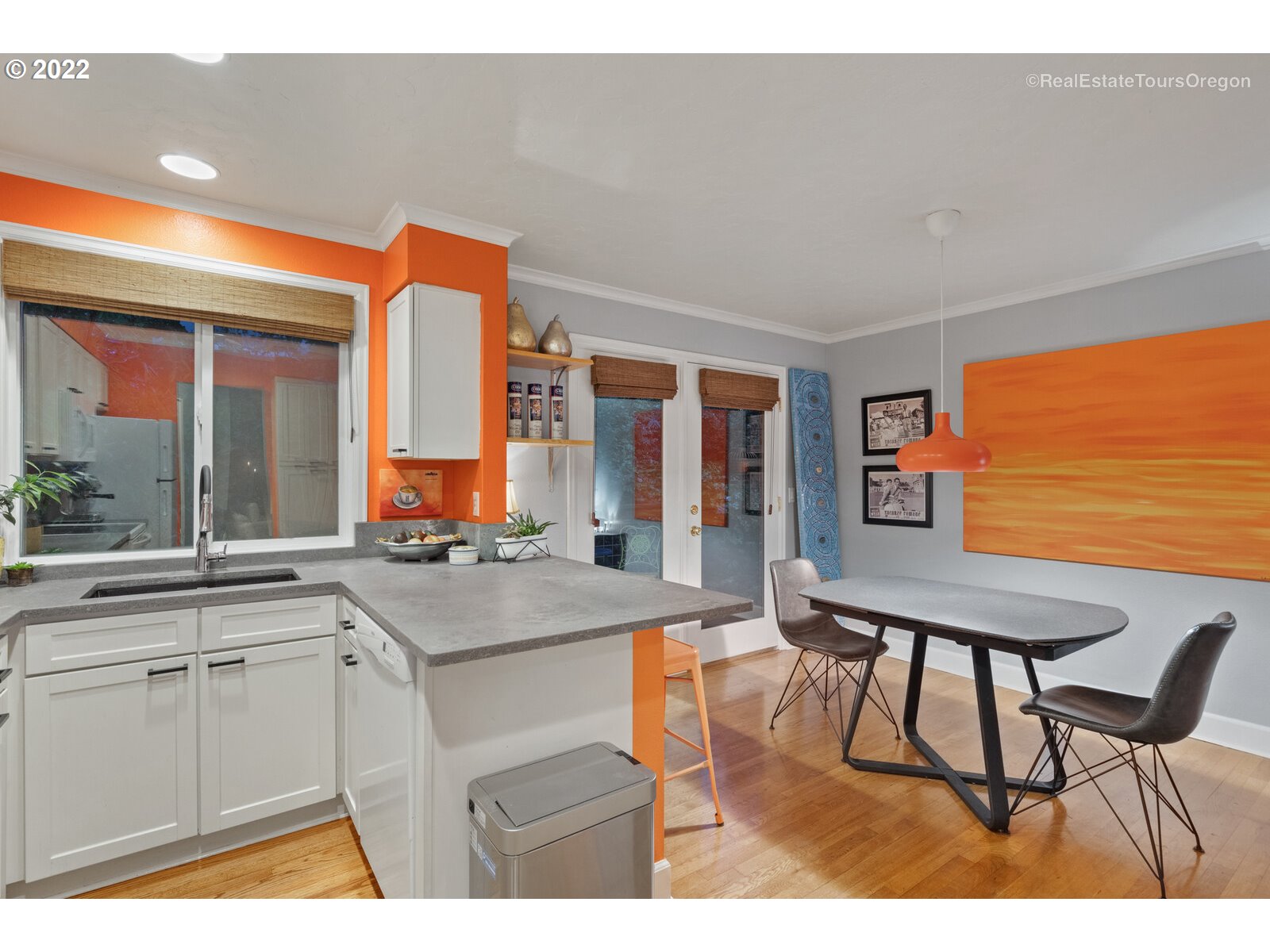 236 Ridgeway Road, Unit 16A Lake Oswego, OR 97034 - Photo 15 of 31 Gallery Image 15