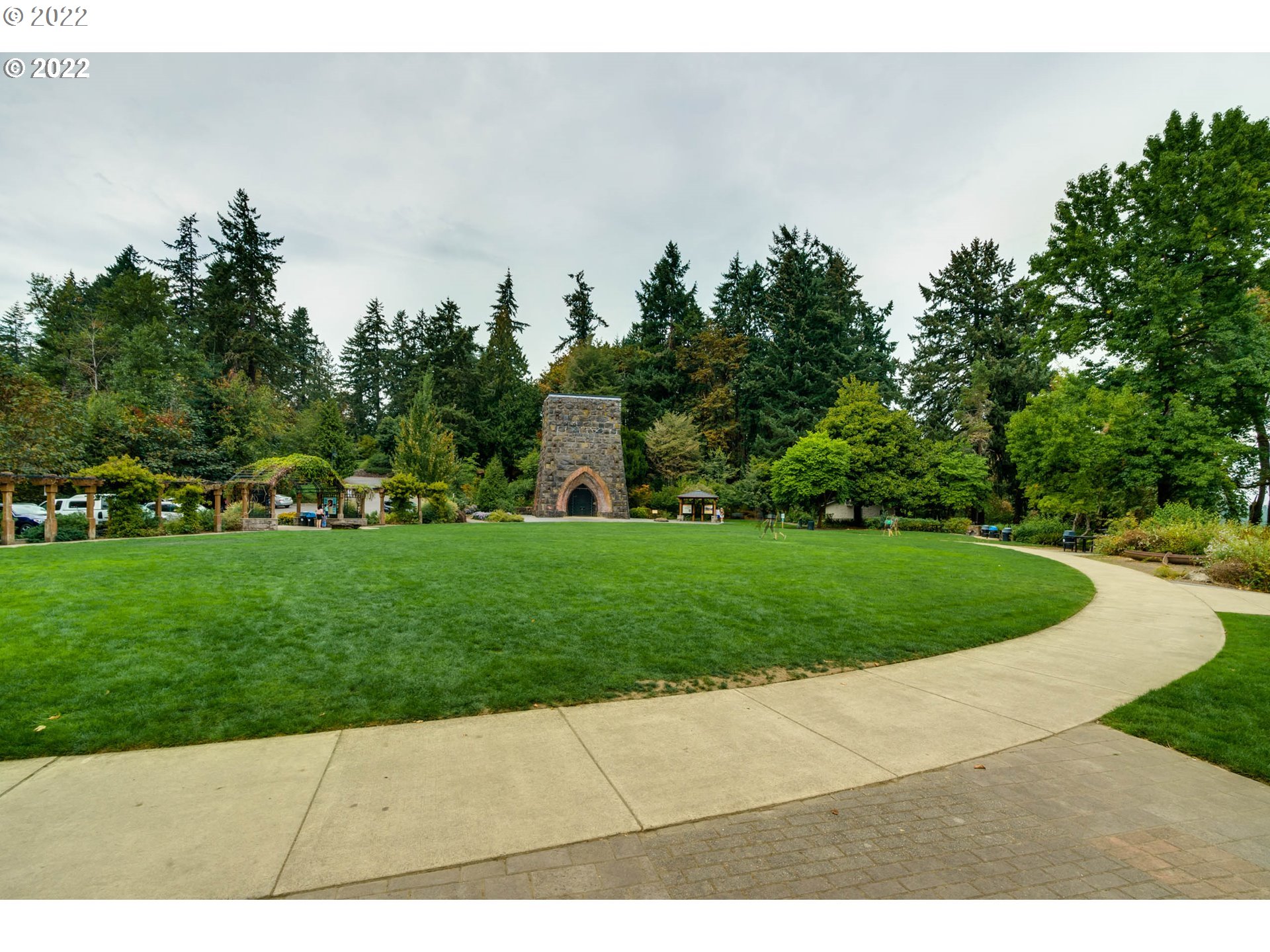 236 Ridgeway Road, Unit 16A Lake Oswego, OR 97034 - Photo 26 of 31 Gallery Image 26