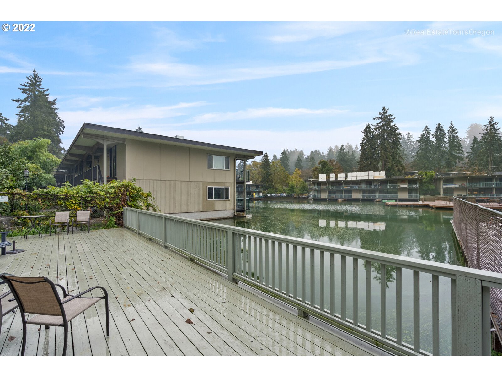 236 Ridgeway Road, Unit 16A Lake Oswego, OR 97034 - Photo 29 of 31 Gallery Image 29