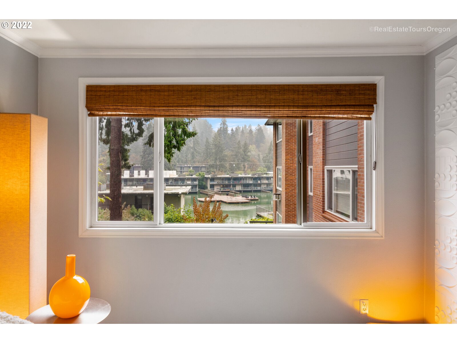 236 Ridgeway Road, Unit 16A Lake Oswego, OR 97034 - Photo 4 of 31 Gallery Image 4